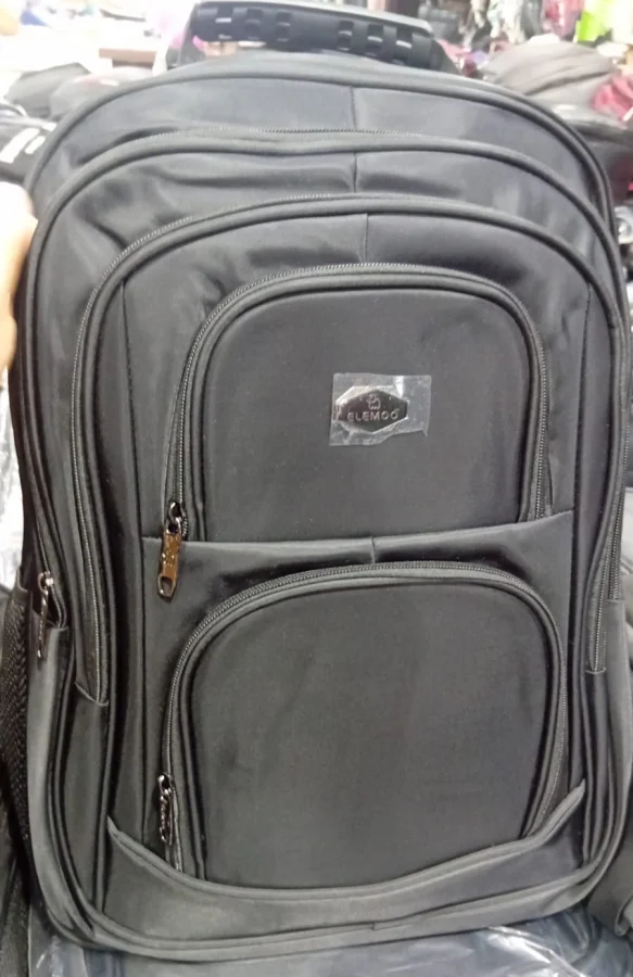 Mochila Grande nylon resistente com código numérico - Imagem 2