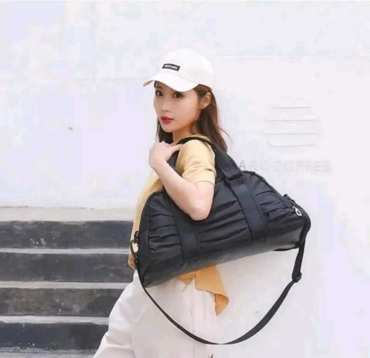 Bolsa Esportiva e de Viagem com Divisão Interna - Imagem 3