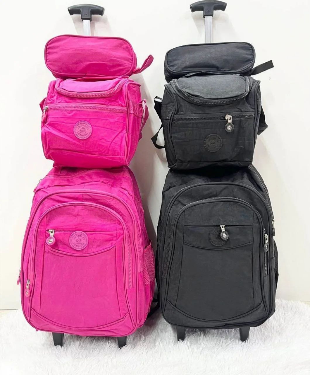 Kit mochila juvenil de rodinhas